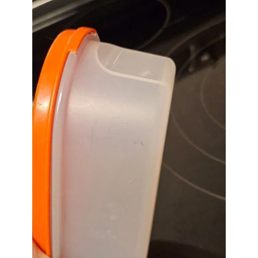 Vintage Tupperware Oval Modular Mates 2.5